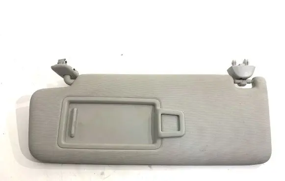 Sun visor