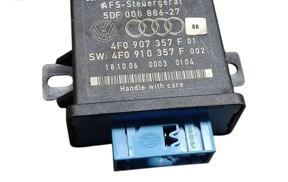 Audi A6 S6 C6 4F Light module LCM 4F0907357F 4F0910357F 5DF00888627
