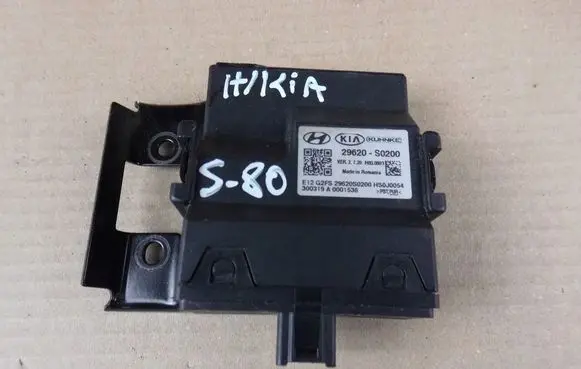 Hyundai i30 Engine control unit/module 29620S0200