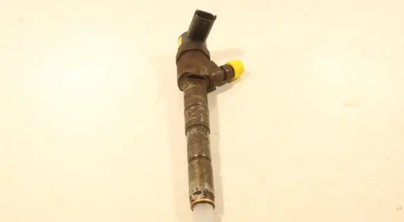 Opel Zafira B Fuel injector 0445110159