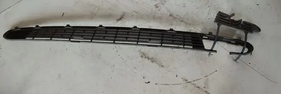 Front bumper lower grill