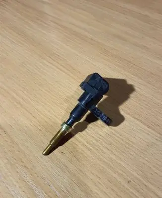 Coolant temperature sensor