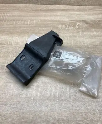 Mercedes-Benz ML W166 Rear bumper mounting bracket A1668804500