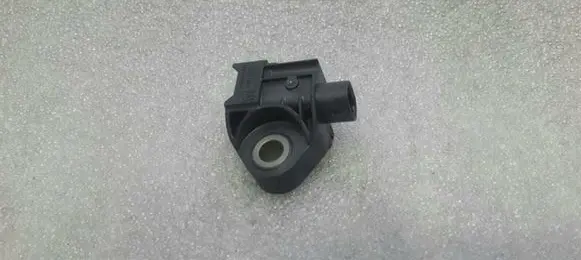 Mercedes-Benz E W213 Airbag deployment crash/impact sensor A2139051300
