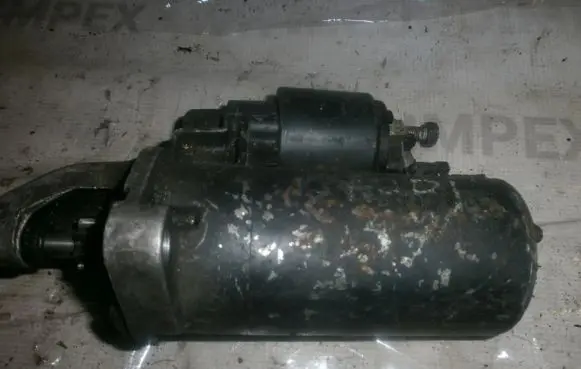 Audi A4 S4 B5 8D Starter motor 1005821726