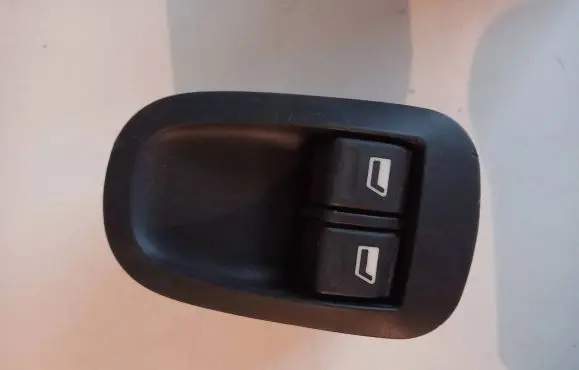 Peugeot 206 Quarter vent window switch 
