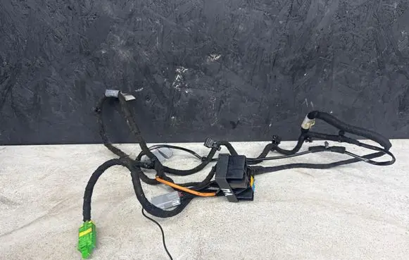 Volvo S80 Seat wiring loom 30697928