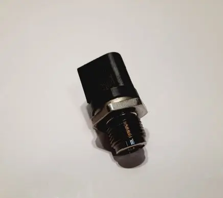 Mercedes-Benz Sprinter W906 Fuel pressure sensor A0061536528