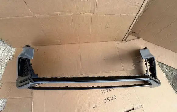 Audi Q8 Front bumper 4M8807437D 4M8807152A