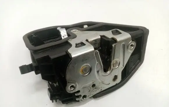 BMW X5 E70 Front door lock 7283630 51217283630