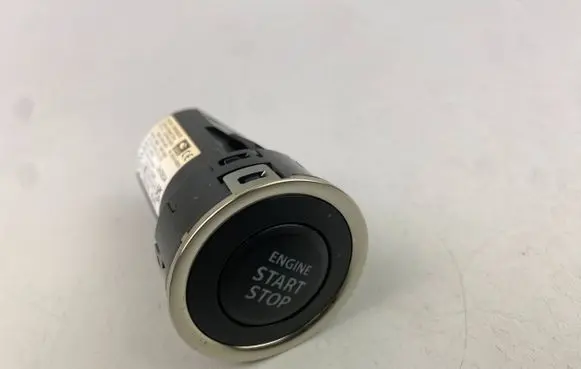 Suzuki SX4 S-Cross Engine start stop button switch 3729068L02 37290-68L02