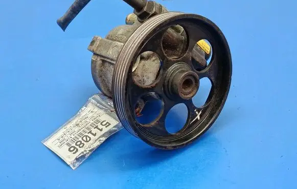 Opel Vivaro Power steering pump 8200071050