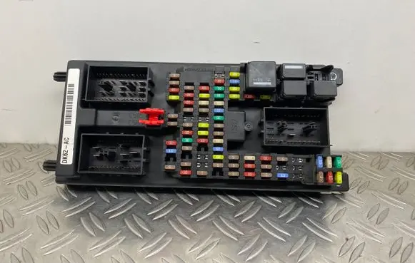 Land Rover Range Rover Sport L494 Fuse module DK6214F041AC 3494193622 3521AT510A