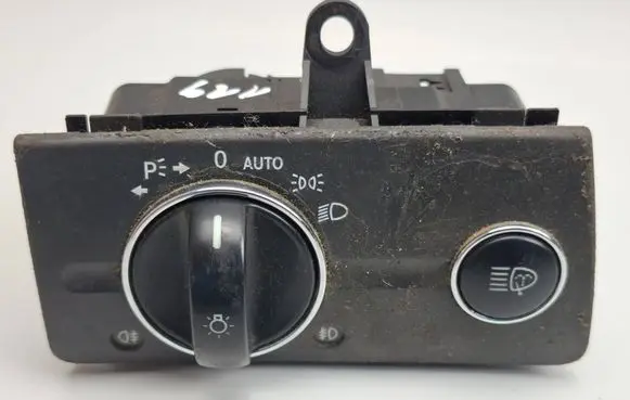 Mercedes-Benz E W211 Light switch 2115450104 04056000