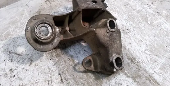 Audi A6 S6 C5 4B Engine mounting bracket 4B0199352B