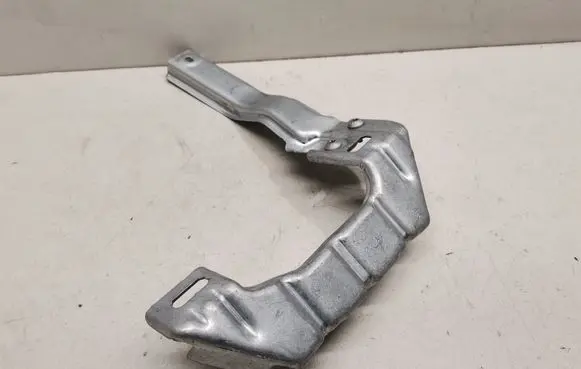 Other engine bay part