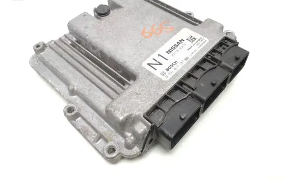 Nissan X-Trail T31 Engine control unit/module 237103UH7A 0281017187