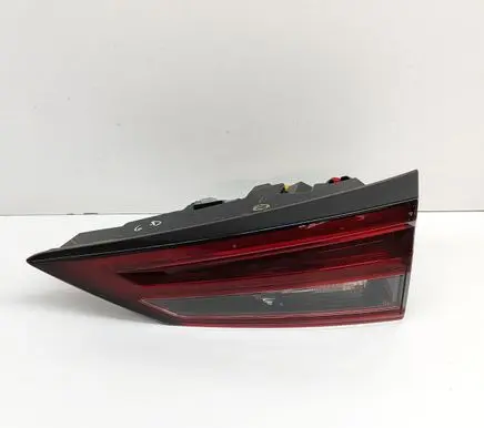 Nissan Qashqai J12 Tailgate rear/tail lights 265506UA1A