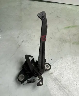 Citroen C4 I Tie down hook / loop 9646913780