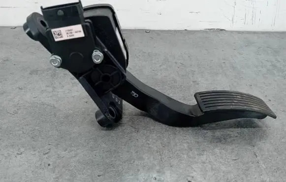 KIA Picanto Accelerator throttle pedal 
