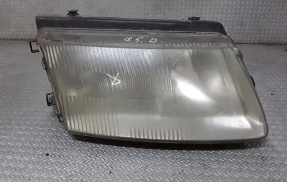 Volkswagen PASSAT B5 Headlight/headlamp