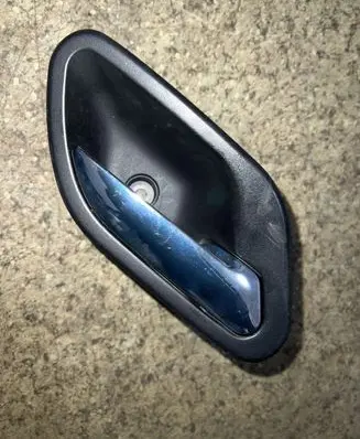 BMW 5 E39 Front door interior handle 7032926