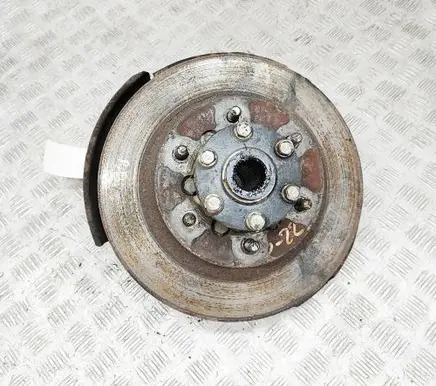 Mitsubishi L200 Front wheel hub MB891088