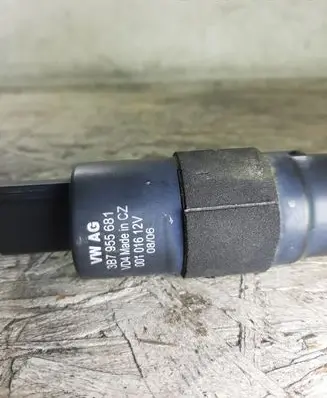 Audi A6 S6 C6 4F Headlight washer pump 3B7955681 001016