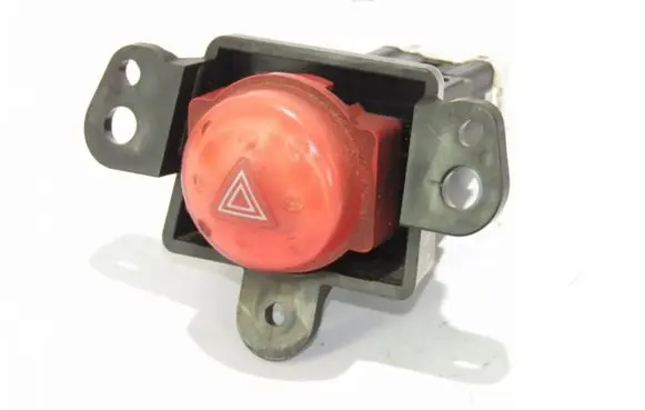 Nissan Almera Tino Hazard light switch