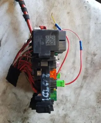 Volkswagen Golf VII Fuse box set 5Q0937615C