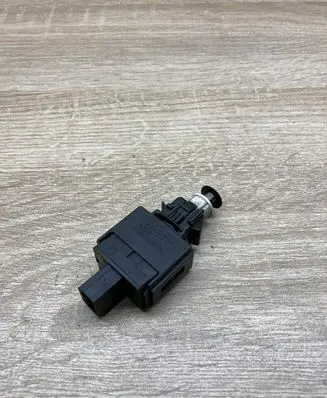 Volvo S80 Brake pedal sensor switch 9442070