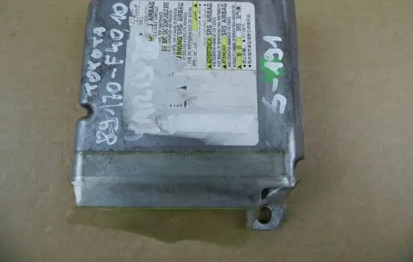 Toyota C-HR I Airbag control unit/module 89170F4010