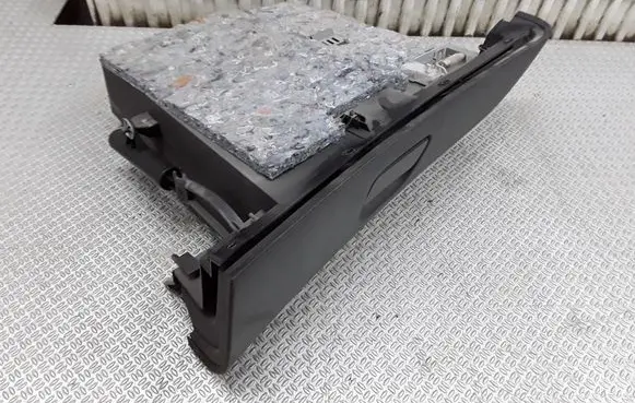 Mercedes-Benz Vaneo W414 Glove box set A4146800091