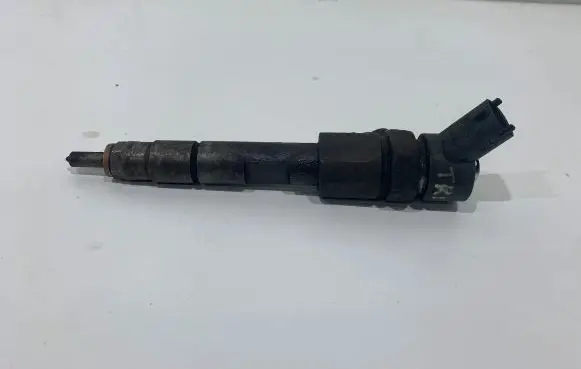 Renault Trafic II (X83) Fuel injector 8200238528