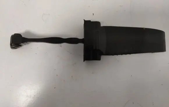 Skoda Superb B8 (3V) Front door check strap stopper 3V0837267