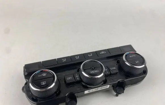 Skoda Karoq Climate control unit 565907044BL