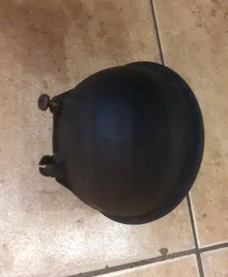 Vacuum air tank
