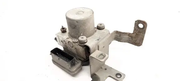 Hyundai Santa Fe ABS Pump 589202W980
