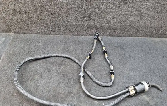 Audi A4 S4 B7 8E 8H Fuel return line/hose 059130218H