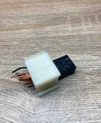 Renault Laguna II Other relay 7700414484 29201041 WithPlug