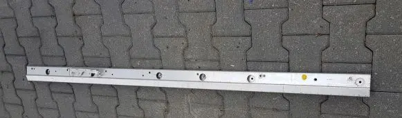 Jaguar XJ X351 Radiator mount bracket AW93-F32225-BC