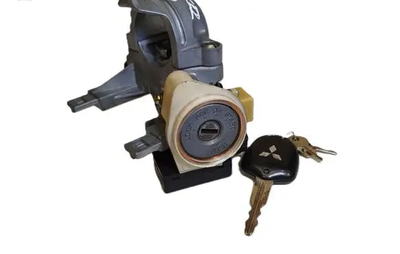Mitsubishi Lancer Ignition lock MR587993 97RI010032 MMB21301