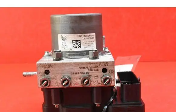 Peugeot 5008 ABS Pump 9827551180