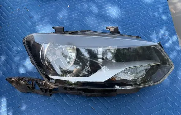 Volkswagen Polo V 6R Headlight/headlamp 6R1941008E 24705102000075 1EE24705102