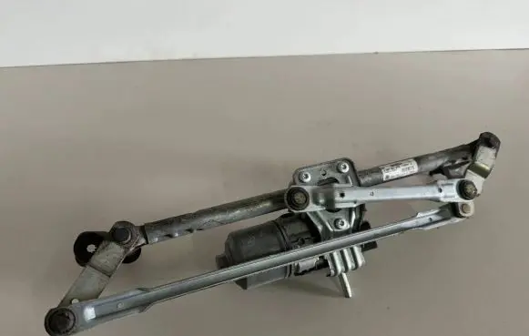 Volkswagen Polo V 6R Front wiper linkage and motor 6R1955023B 3397021278