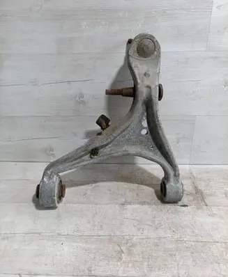Cadillac SRX Front lower control arm/wishbone 17082
