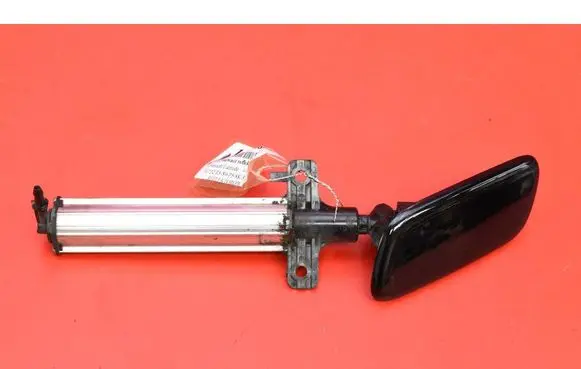 Renault Latitude (L70) Windshield washer spray nozzle