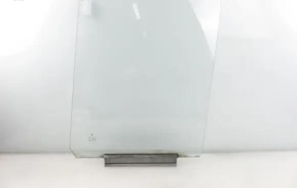 Volkswagen II LT Front door window glass four-door 