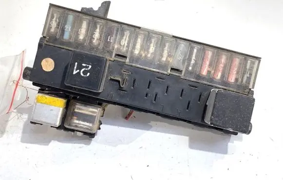 Volkswagen I LT Fuse box set 171941821A