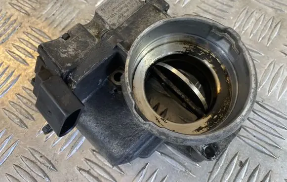Skoda Octavia Mk2 (1Z) Throttle valve 03G128063C A2C53099815 1012051147